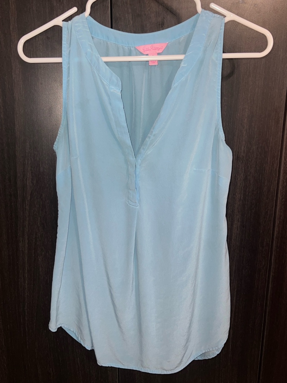 Lilly Pulitzer Pale Blue Sleeveless V-Neck Camisole